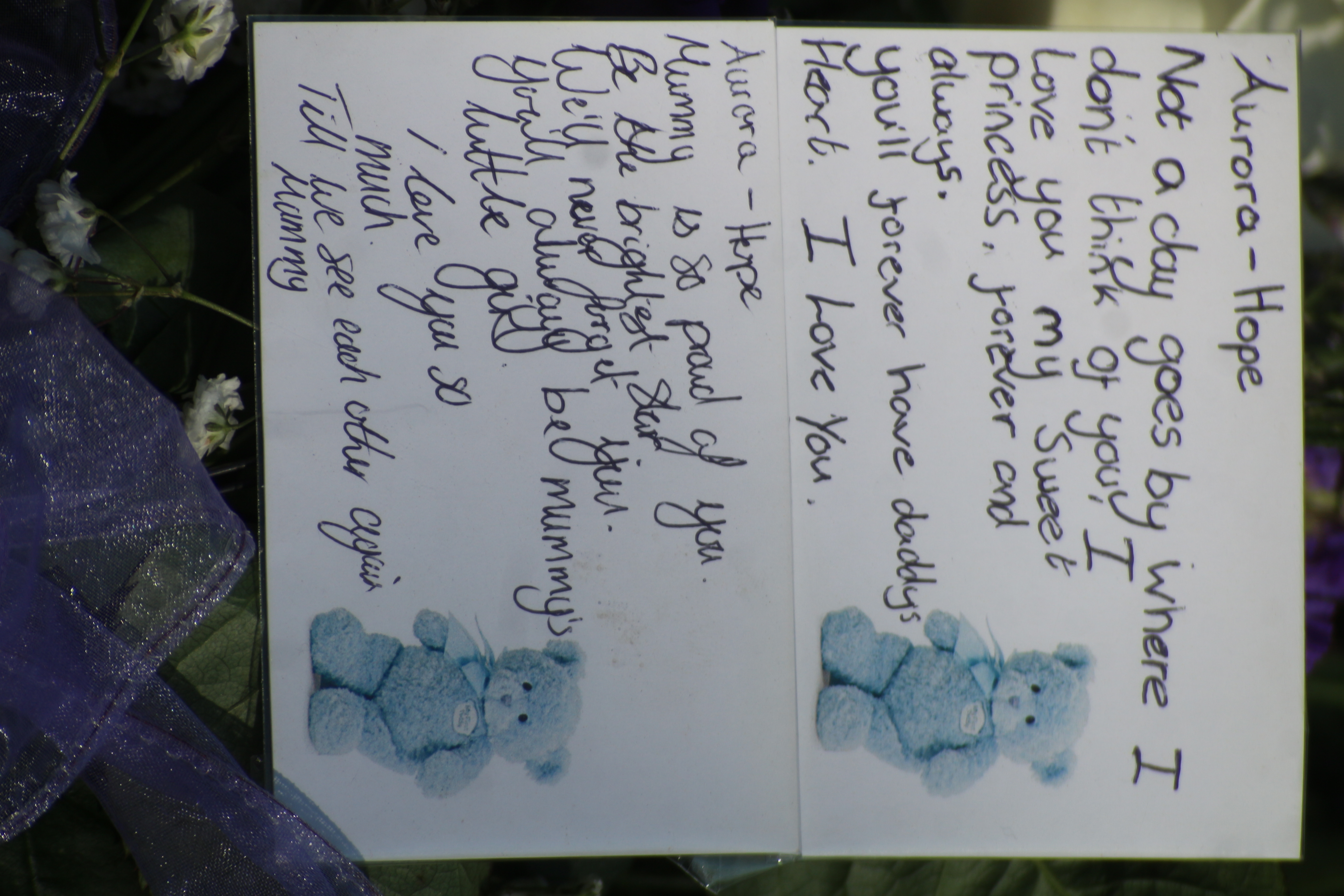 Note for baby, placed on the casket